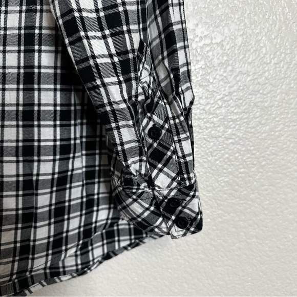 Torrid Black White Plaid Flannel Lace-Up Pockets Long Sleeves Shirt, Size 2X - Picture 8 of 11